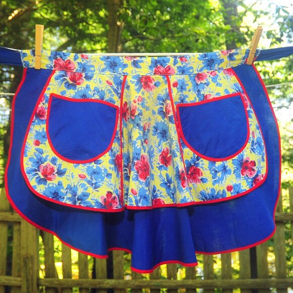 VTG 60s 70s REVERSIBLE Fancy Bright Floral Print Hostess Apron Semi-Circle Shape - Picture 11 of 11